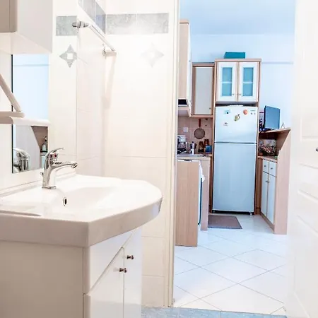 Comfy Flat, 10min To The Center